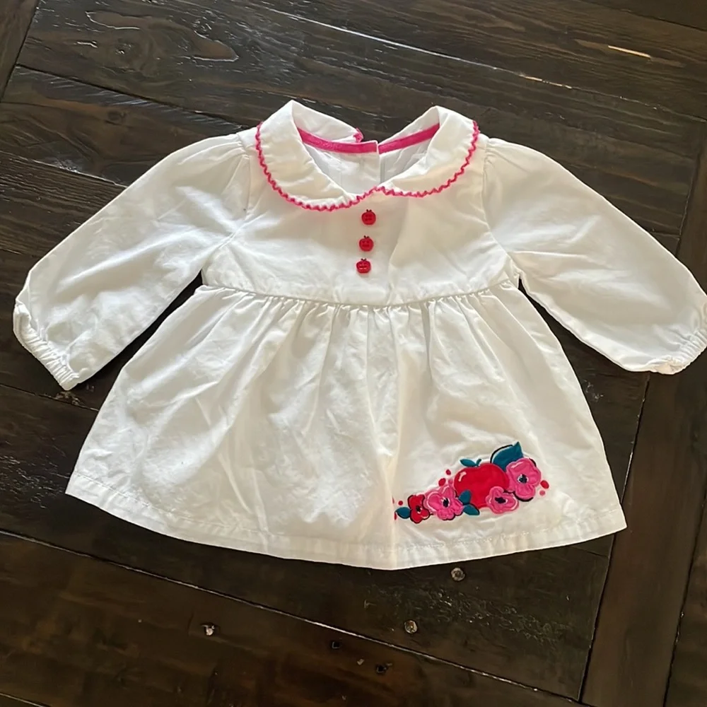Gymboree NWOT apple button 0-3months apple and floral